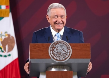 López Obrador recibe a congresistas de EE. UU. en Palacio Nacional