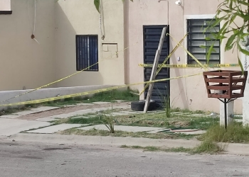 Decomisan 44 kilos de marihuana y pistola calibre 40 tras cateo en fraccionamiento Río Escondido