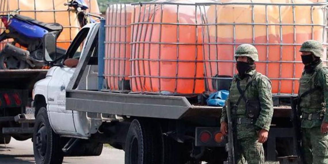 Decomisa ejército gasolina y diésel en Coahuila