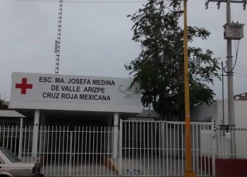 Faltan títulos por entregar y no contestan