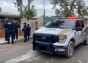 Mujer es detenida por golpear a su pareja