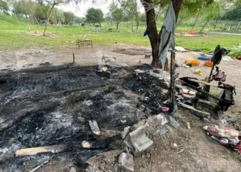 Queman 25 casas de campaña de migrantes en Tamaulipas