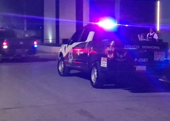 Ebrio efectivo de la Guardia Nacional provoca aparatoso choque