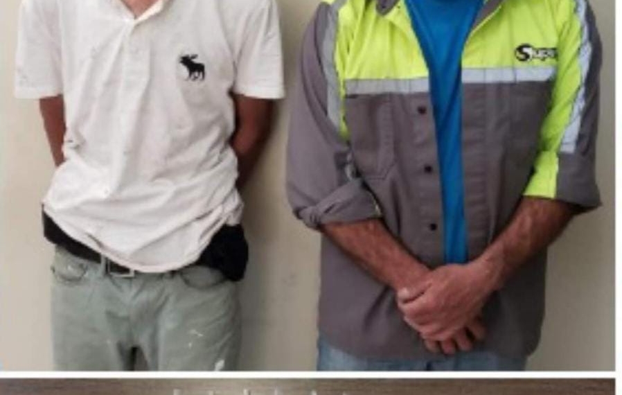 Arrestan a dos distribuidores de droga en Nava