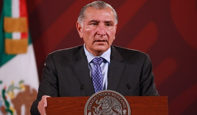 Presidente López Obrador goza de cabal salud y permanece pendiente de los asuntos públicos del país