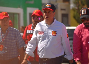 Busca Ricardo Mejía Berdeja convencer a Piedras Negras de darle su voto