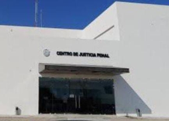 Detienen a cinco por violencia familiar