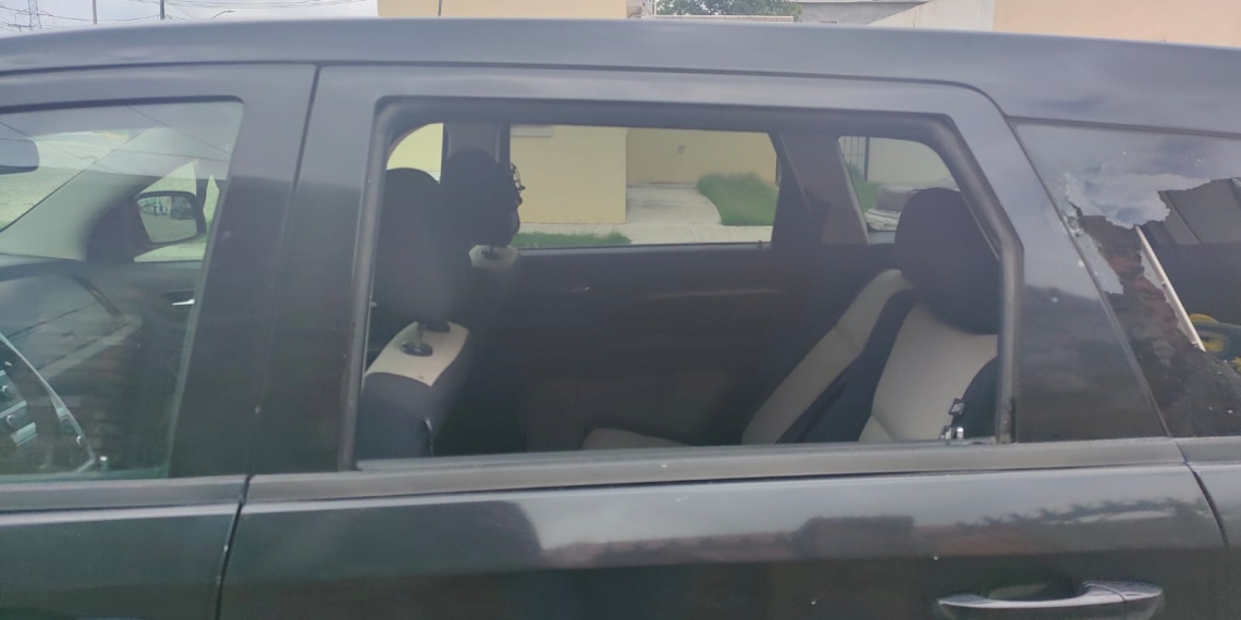 Denuncian daños a vehículos y hecho queda grabado en video