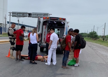 Atropellan a migrante venezolano sobre la carretera 57