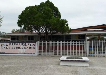 Investigan a presunto ladrón de primaria