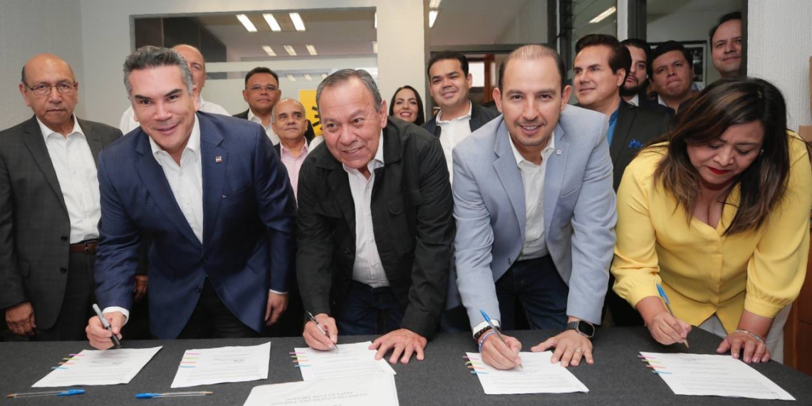 PAN, PRI y PRD formalizan ante el INE el registro del Frente Amplio por México