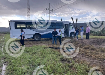 Vuelca transporte de personal