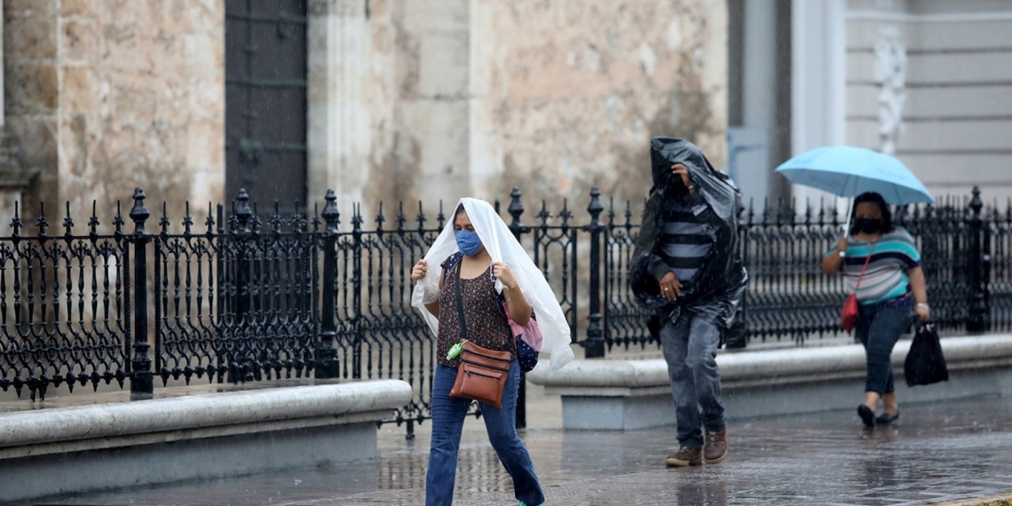 ‘Adrián’ se debilita a Depresión Tropical; pronostican lluvias puntuales intensas