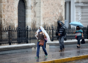 ‘Adrián’ se debilita a Depresión Tropical; pronostican lluvias puntuales intensas