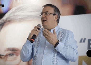 Marcelo Ebrard pretende 157 mil nuevos médicos especialistas