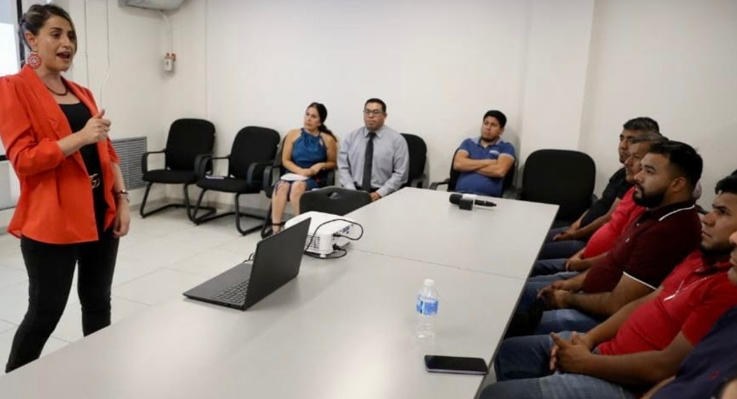 Capacita Municipio a conductores de InDrive