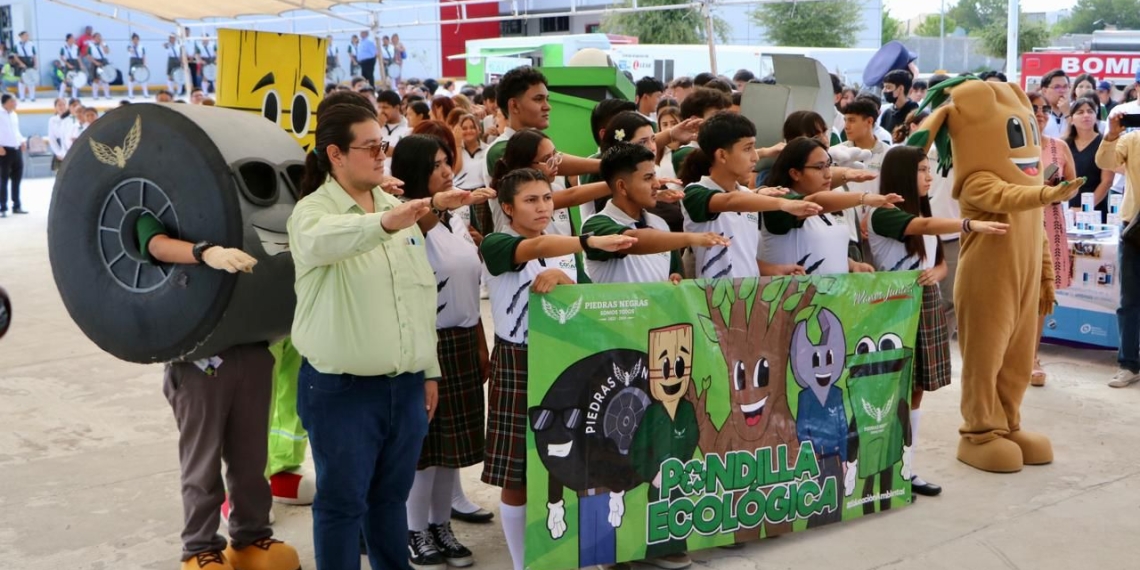 Inician con ceremonia cívica por ciclo escolar 2023-2024