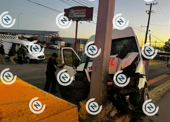 Se estrella contra arbotante