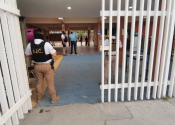 Continúan las peleas dentro del Cbtis 34