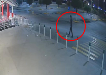 Sujeto ocasiona daños en varios locales de centro comercial, así como en una refaccionaria y un restaurante