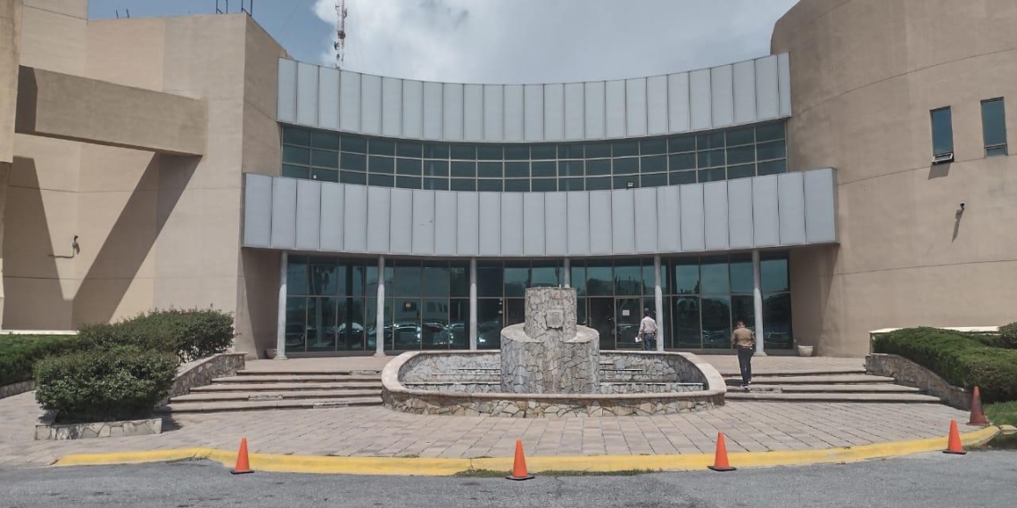 No paran los robos en Coahuila; ladrones ingresan a casa de sargento de la SEDENA y se llevan un arma
