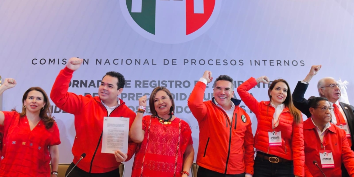 Xóchitl Gálvez pide unidad y confianza al PRI al recibir registro como precandidata