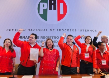 Xóchitl Gálvez pide unidad y confianza al PRI al recibir registro como precandidata