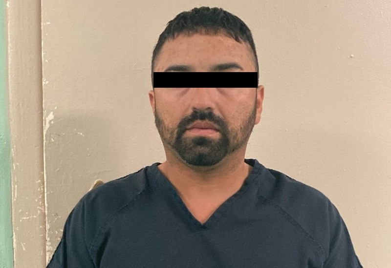 Traficante es detenido en Eagle Pass mientras transportaba a 10 indocumentados