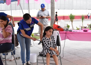 Casa Rosa recibe 140 trenzas de ROTARACT