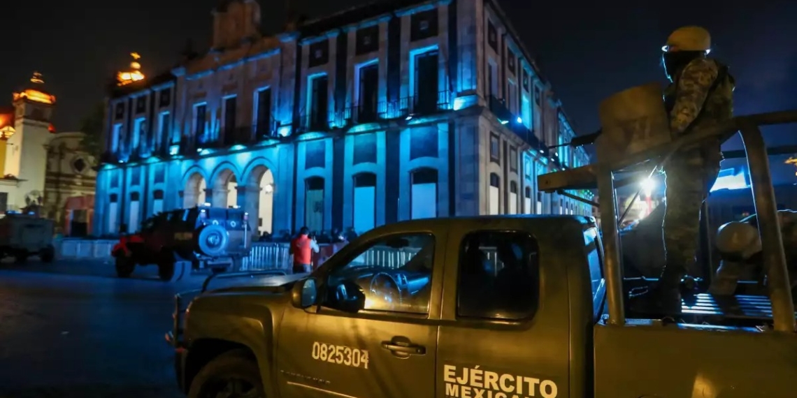 Emiten ficha roja contra presidente municipal de Toluca