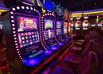 Prohíbe AMLO tragamonedas en casinos