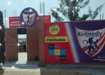 Maestra de primaria muere frente a sus alumnos mientras daba clases en Hidalgo