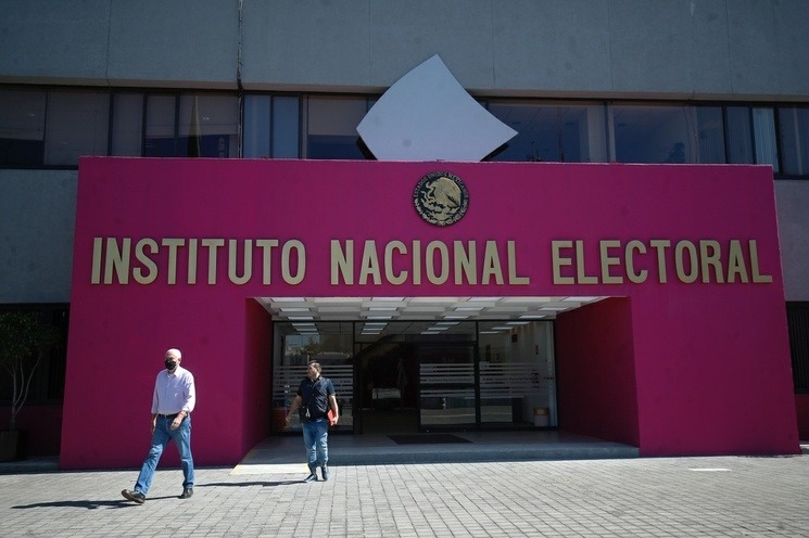 Candidaturas no binarias tendrán acceso a espacios de radio y televisión