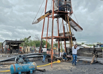 Inician tareas de búsqueda en mina “El Pinabete” después de 497 días de inundación