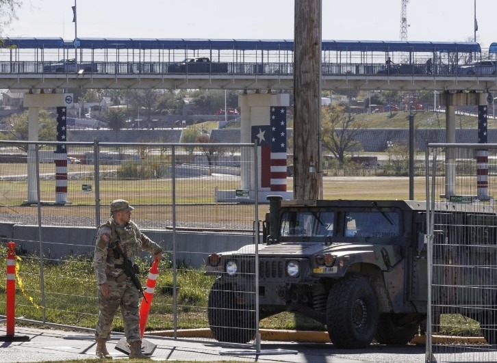 Presencia indefinida de la Policía y Guardia Nacional de Texas en Eagle Pass para frenar cruce de migrantes