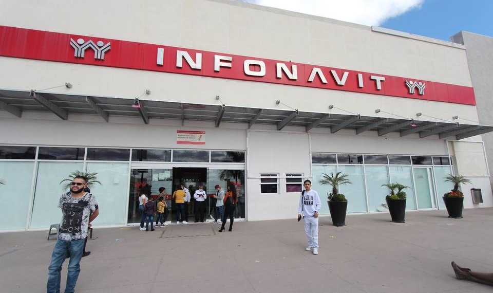 Infonavit devuelve más de 5 mil millones de pesos por pagos en exceso a beneficiarios