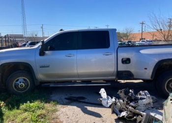 Camioneta robada en Oklahoma es localizada en EP cuando intentaba cruzar a Piedras Negras
