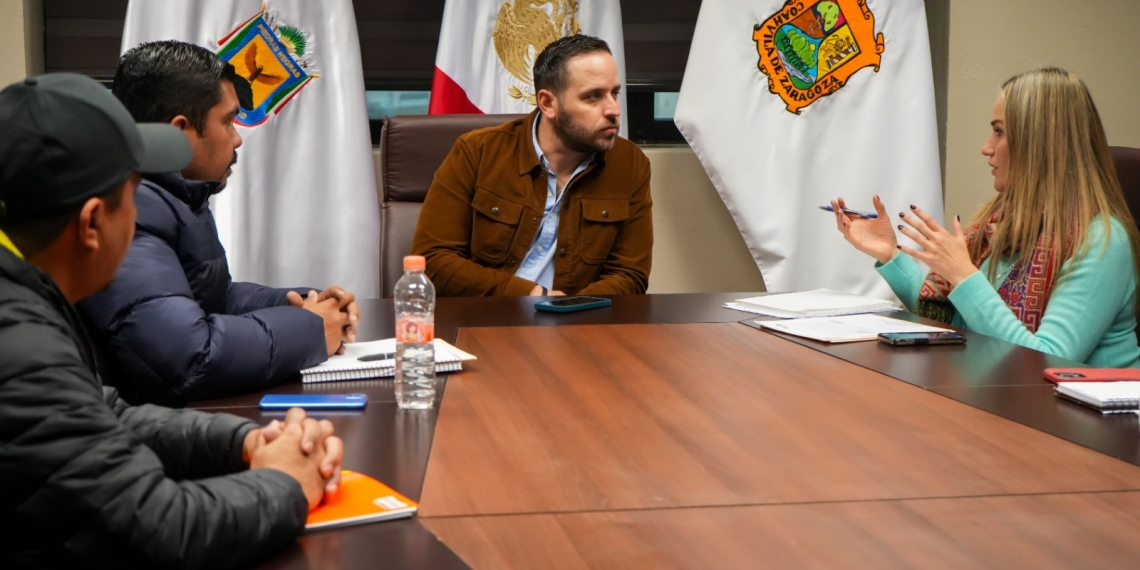 Trabaja gobierno municipal en limpieza de espacios deportivos
