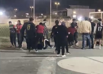 Batalla campal en partido de sóftbol deja dos menores lesionadas