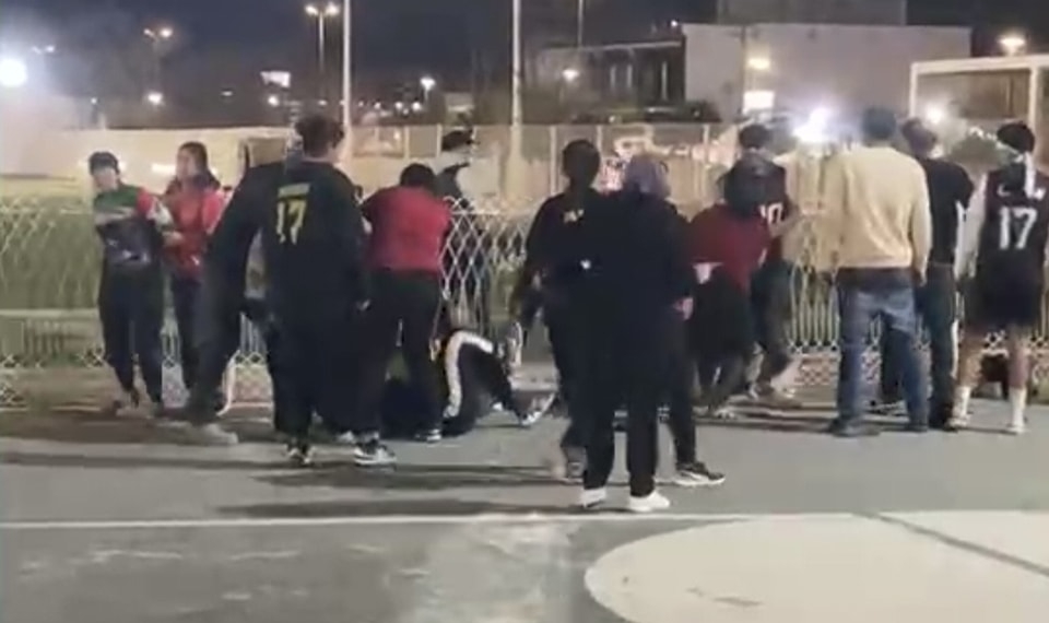 Batalla campal en partido de sóftbol deja dos menores lesionadas
