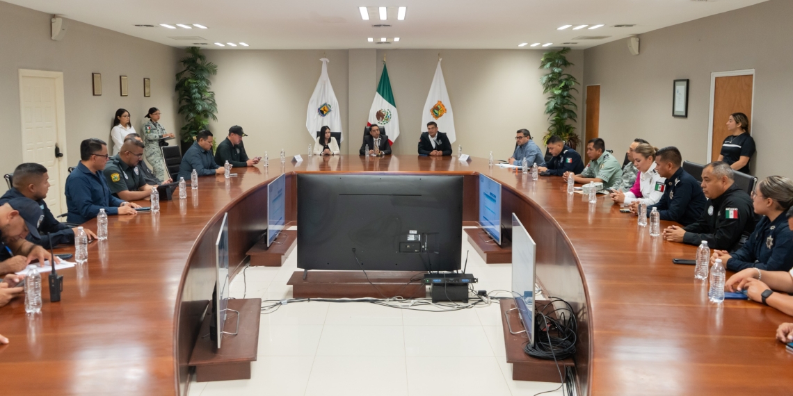 Autoridades refuerzan operativos en reunión semanal de seguridad