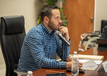 Jacobo Rodríguez encabeza sesión de Cabildo