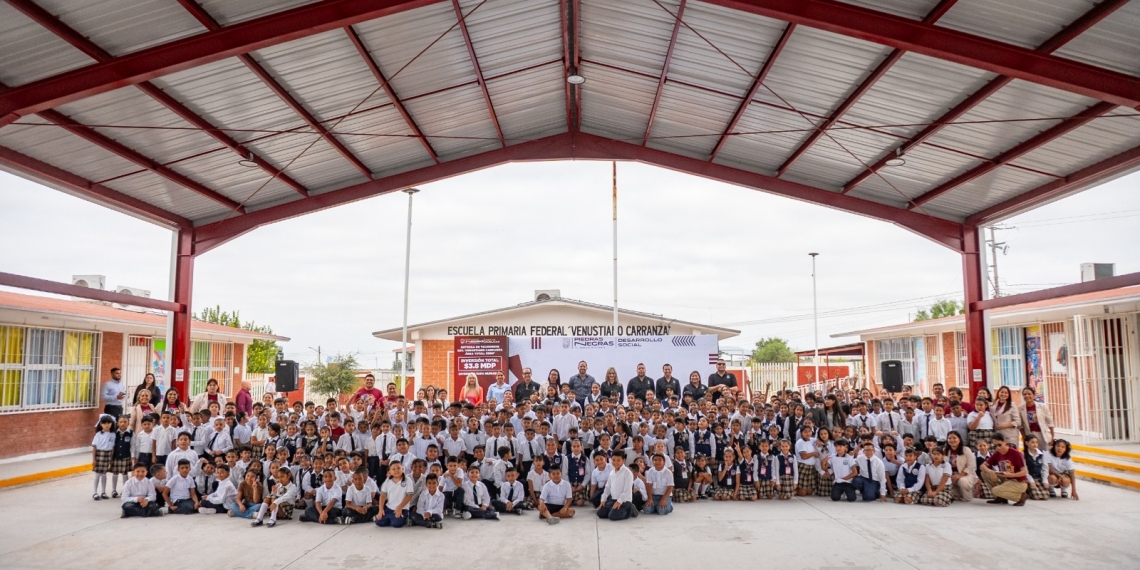 Jacobo Rodríguez entrega techumbre y arranca ciclo escolar en primaria Venustiano Carranza