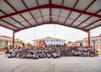 Jacobo Rodríguez entrega techumbre y arranca ciclo escolar en primaria Venustiano Carranza